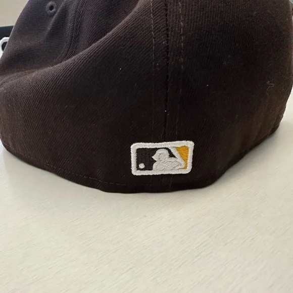 San Diego Padres Hat Cap Fitted Mens 7 3/8 Brown New Era 59Fifty On Field Mens - Picture 3 of 4